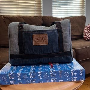 Vintage Paul Frank denim bag. Used in good condition.